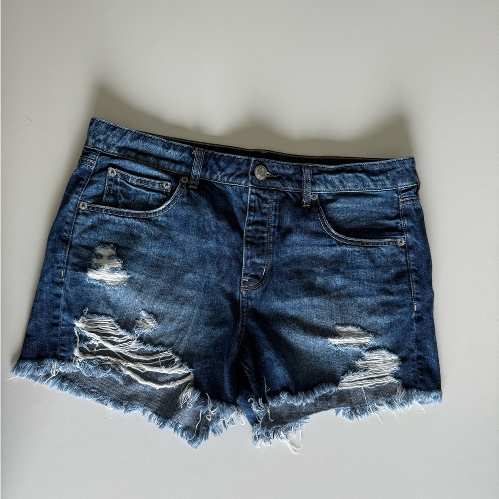 American Eagle Distressed Denim Women Shorts